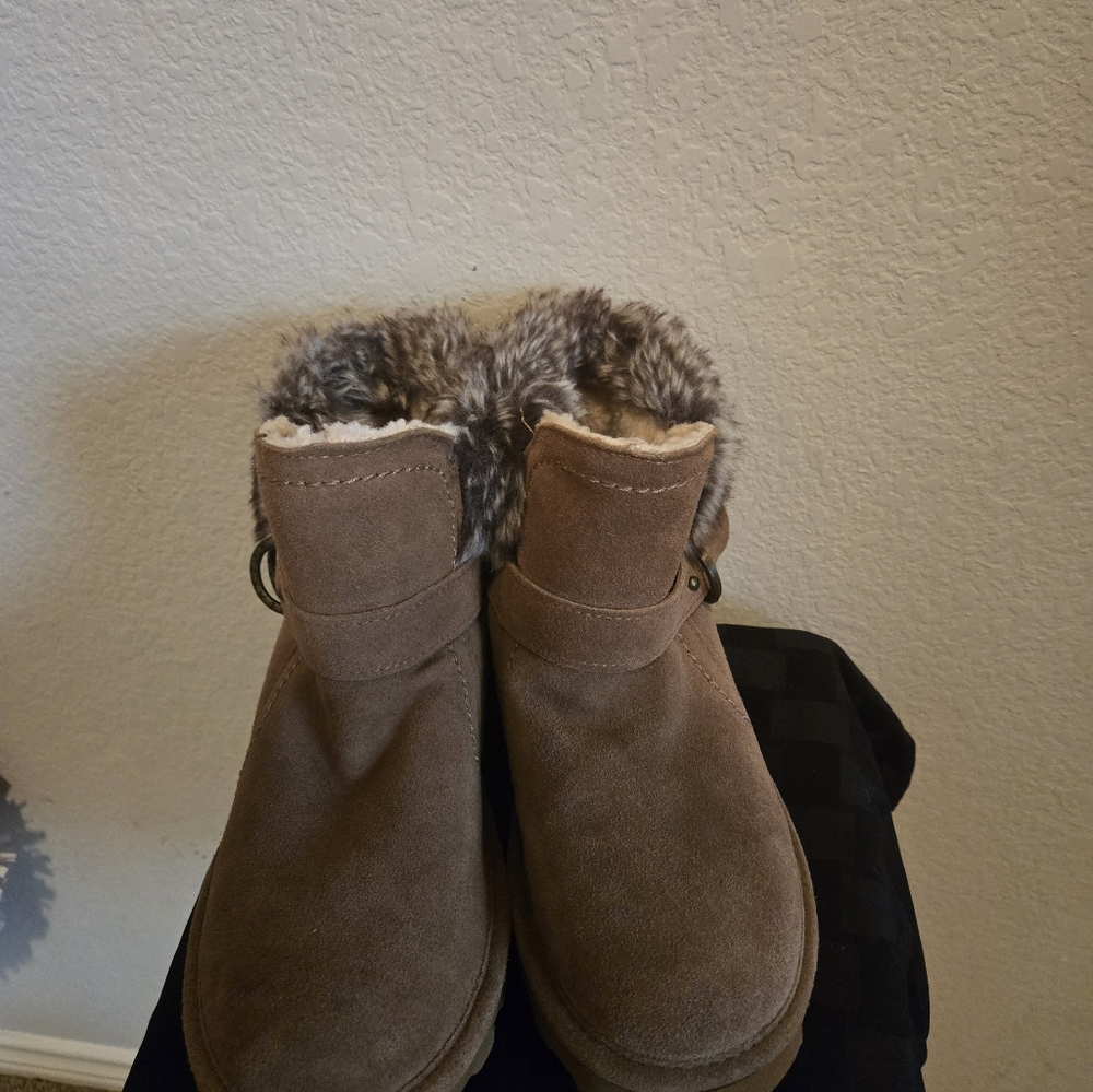 Bearpaw Brown Fur-Lined Ankle Boots - Picture 3 of 5